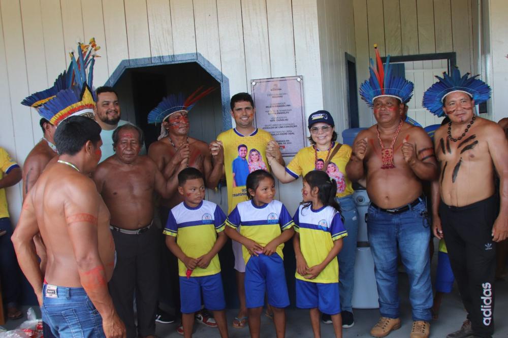 Marina Pandolfo inaugura escola e participa de festejos do Dia da Povos Indígenas na Aldeia Riozinho no Alto Nhamundá