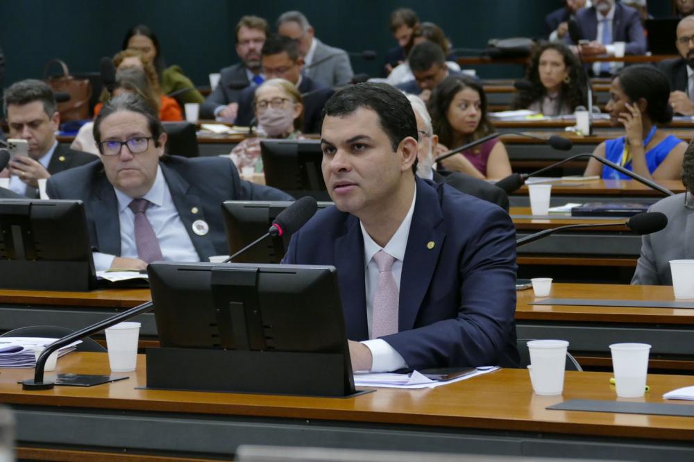 Câmara discute impactos que Reforma Tributária para economia e empregabilidade no país  