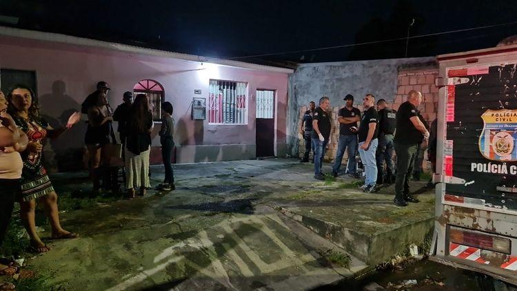 Três pessoas são executadas a sangue frio por pistoleiros em Manaus
