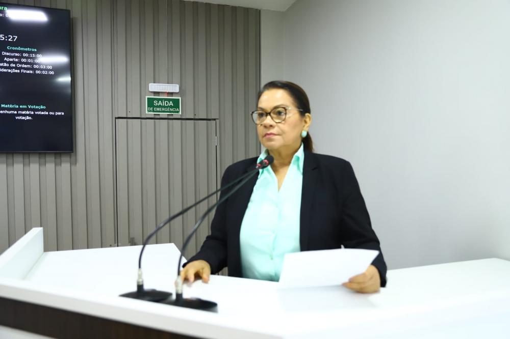 Márcia Baranda solicita implantação de Centro de Tratamento ao Diabetes em Parintins