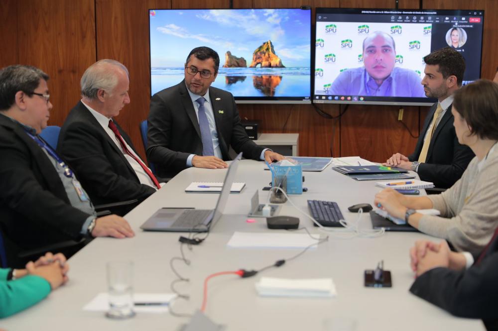 Wilson Lima solicita imóveis da União sem uso no Amazonas para transformar em moradias para cerca de 500 famílias