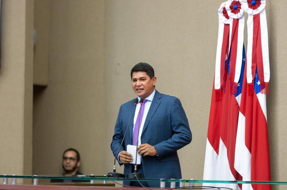 Prefeito Bi Garcia pede apoio da Aleam para feriado na segunda-feira pós Festival de Parintins