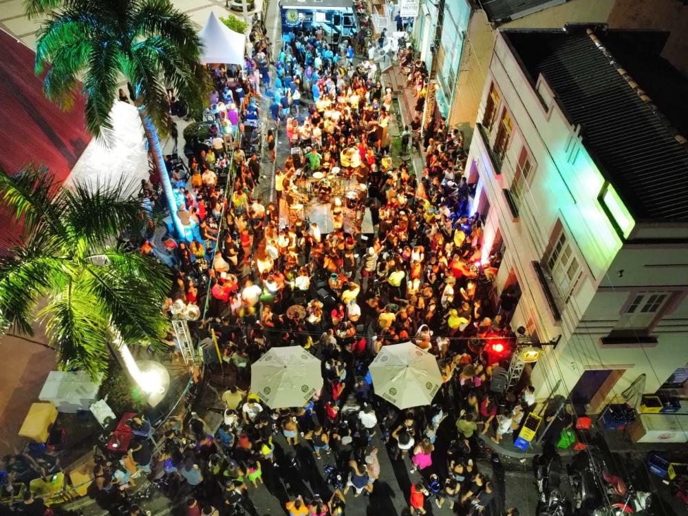 Em clima junino, Arraiá do Tupi agitará Parintins com muito boi-bumbá e xote neste fim de semana