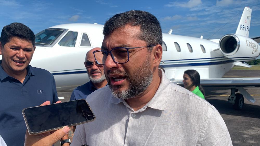 Wilson Lima desembarca em Parintins para inaugurar obras e vistoriar Bumbódromo