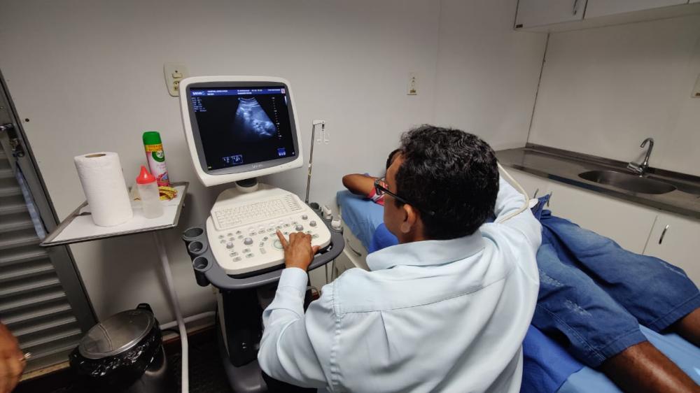 População do Tracajá enaltece ação com médicos especialistas da Prefeitura de Parintins