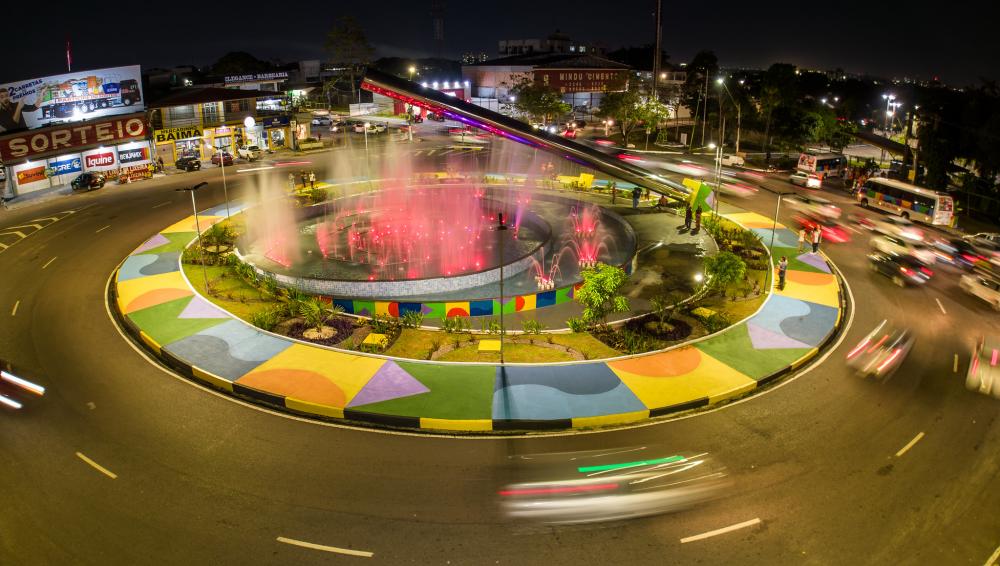 Prefeito David Almeida entrega rotatória do Mindu totalmente revitalizada em Manaus