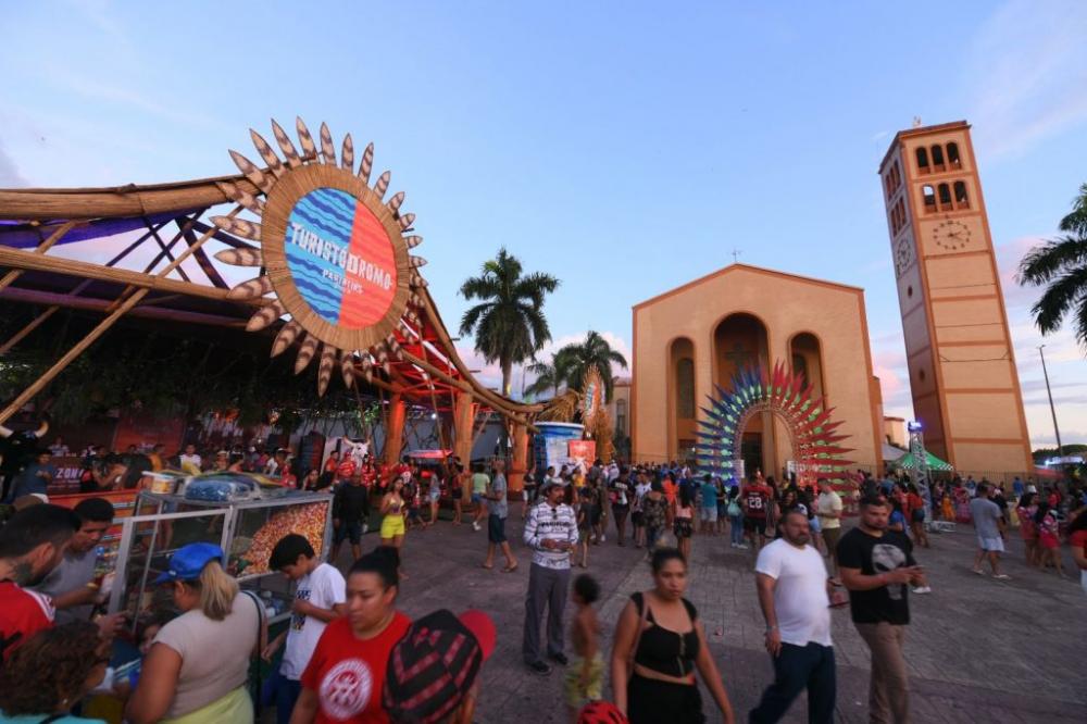 Recorde: Turistas geraram mais de R$ 146 milhões de receita durante Festival de Parintins 2023
