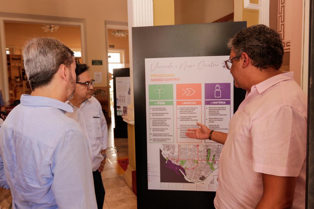 ‘Nosso Centro’ ganha exposição no Museu da Cidade, apresentando projeto arquitetônico, obras e história