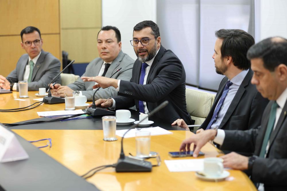 Wilson Lima destaca importância de projeto Anatel que levará internet para Alto Solimões