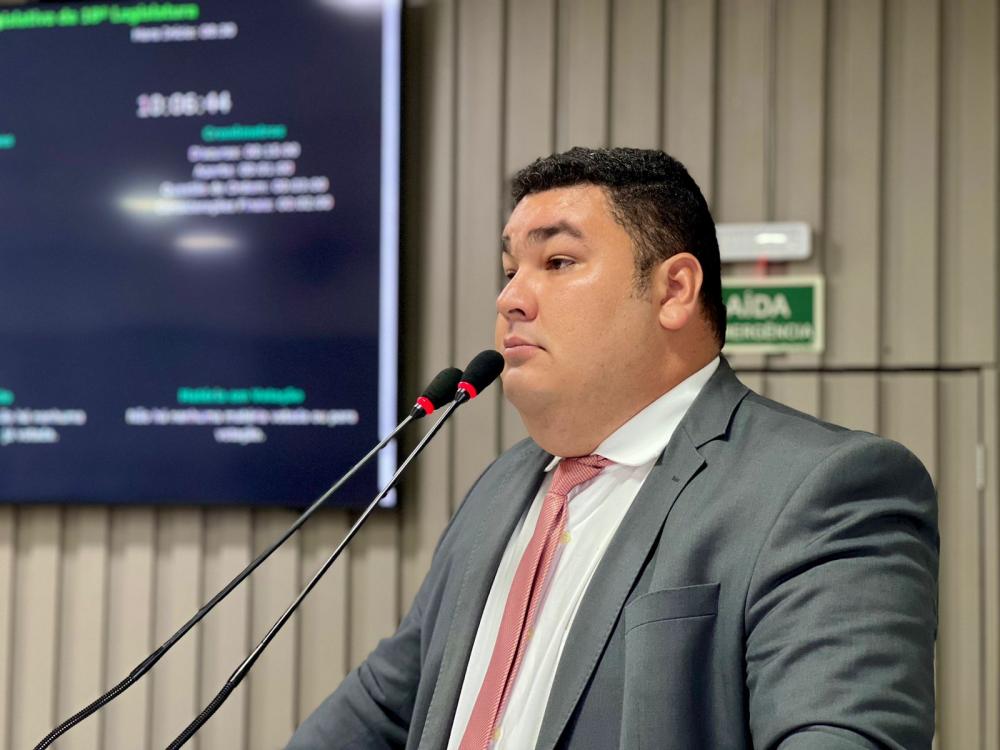 Alex Garcia propõe implementação de Ambulatório Médico de Especialidades para atender a população em Parintins