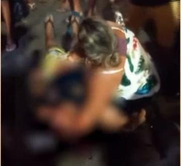 Jovem é executado enquanto esperava mãe desembarcar em porto de Manaus