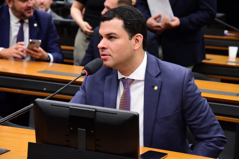 Saullo Vianna apresenta projeto que isenta Imposto de Renda benefícios do INSS pagos em atraso ou em cumulatividade