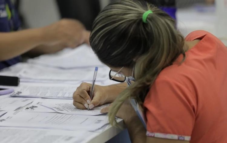 Governo do Amazonas vai contratar até 2 mil enfermeiros temporários