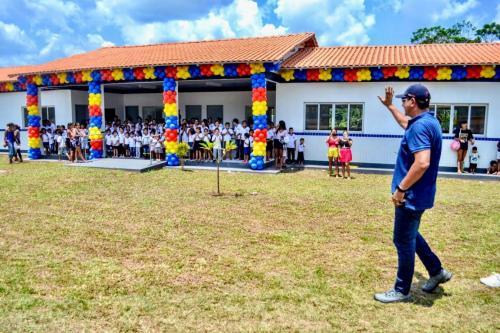 Bi Garcia entrega cinco novas escolas na Zona Rural durante semana de aniversário de 171 anos de Parintins