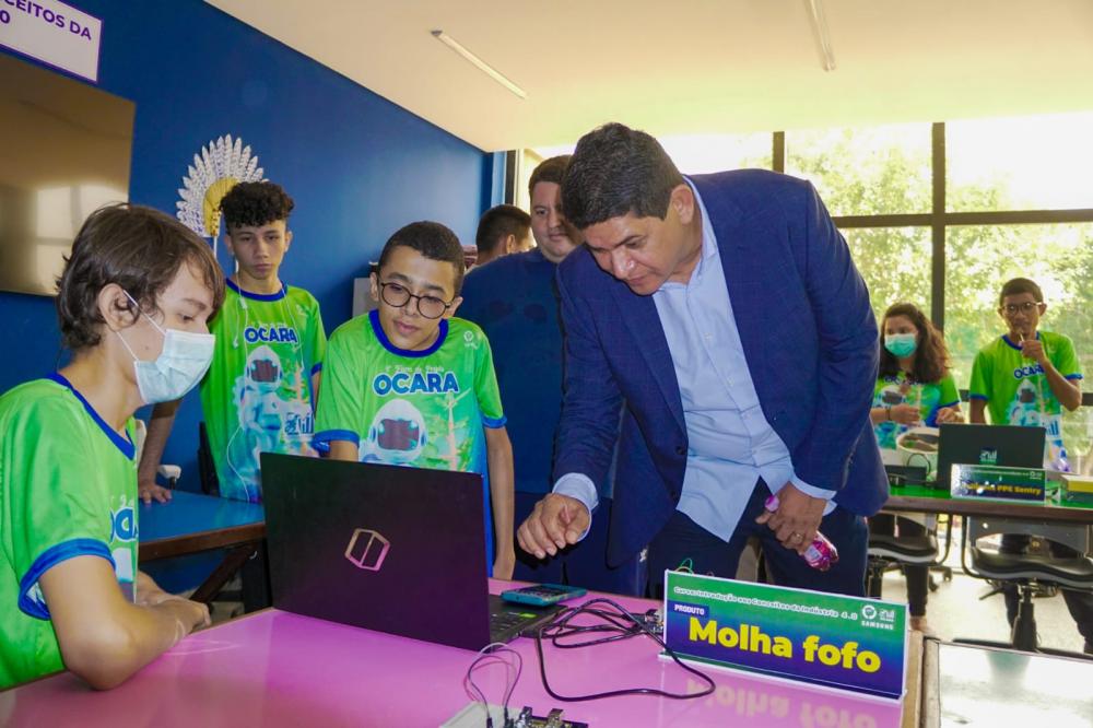Bi Garcia elogia parceria entre UEA e Samsung no projeto Ocara, destacando seu impacto em Parintins