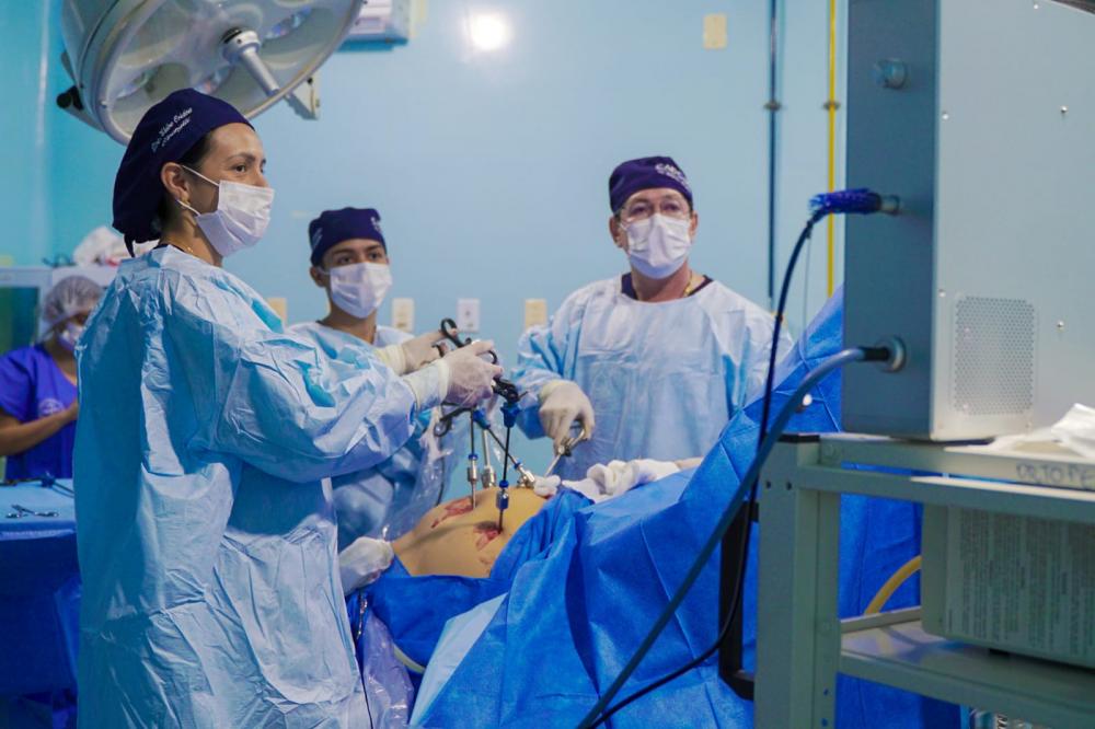 Bi Garcia enfatiza o papel pioneiro de Parintins na realização de cirurgias bariátricas