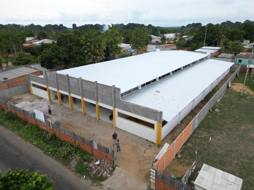 Construção de escola com 12 salas de aula no bairro Paulo Corrêa avança pela Prefeitura de Parintins