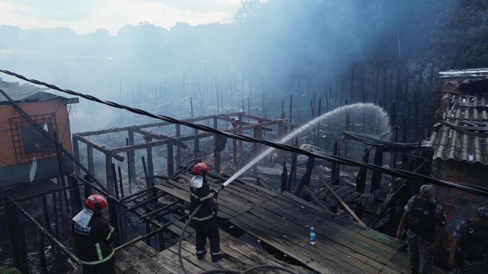 Governo do Amazonas mobiliza operação humanitária em apoio às vítimas do incêndio no Centro de Manaus