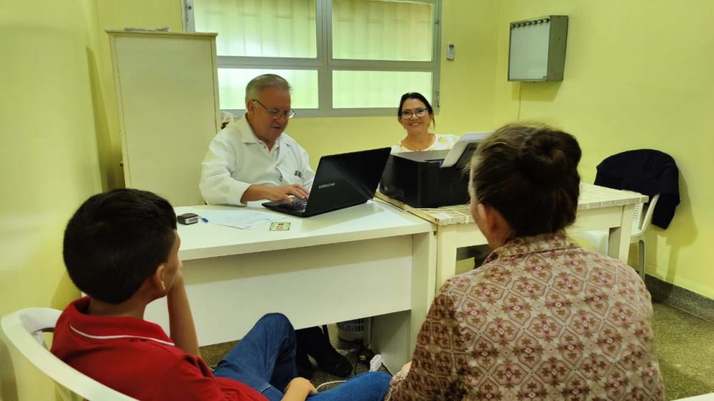 Parintins realiza mais de 200 atendimentos com neuropediatra e mastologista