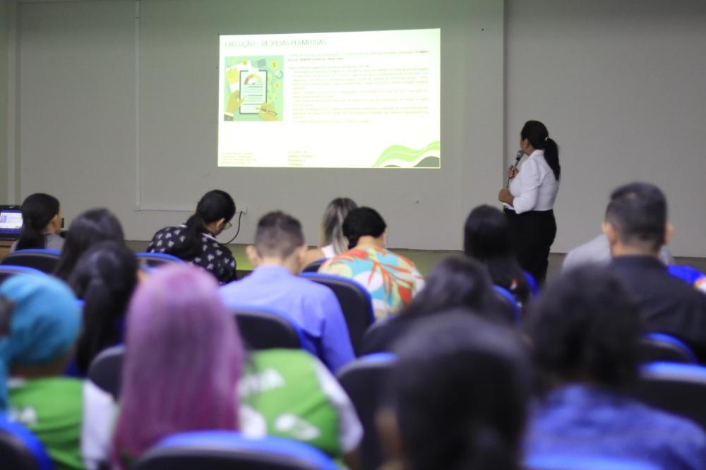 Sejusc capacita membros e parceiros da sociedade civil para alinhamento de informações e prestações de contas