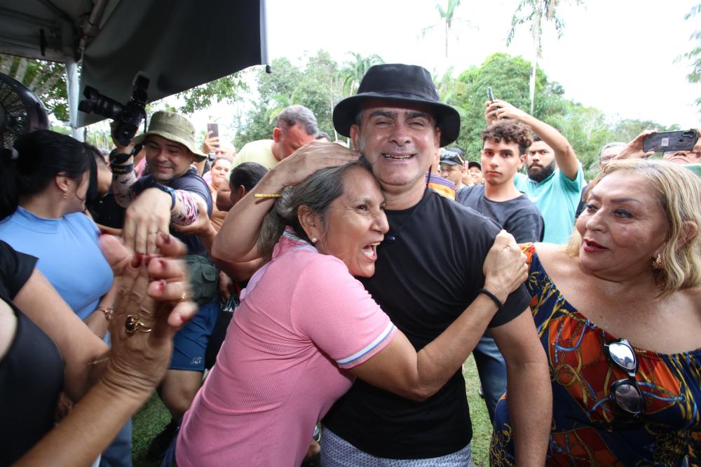 Prefeito David Almeida inaugura pavimentação do ramal Cachoeira do Leão e anuncia obras em outras vias da zona rural