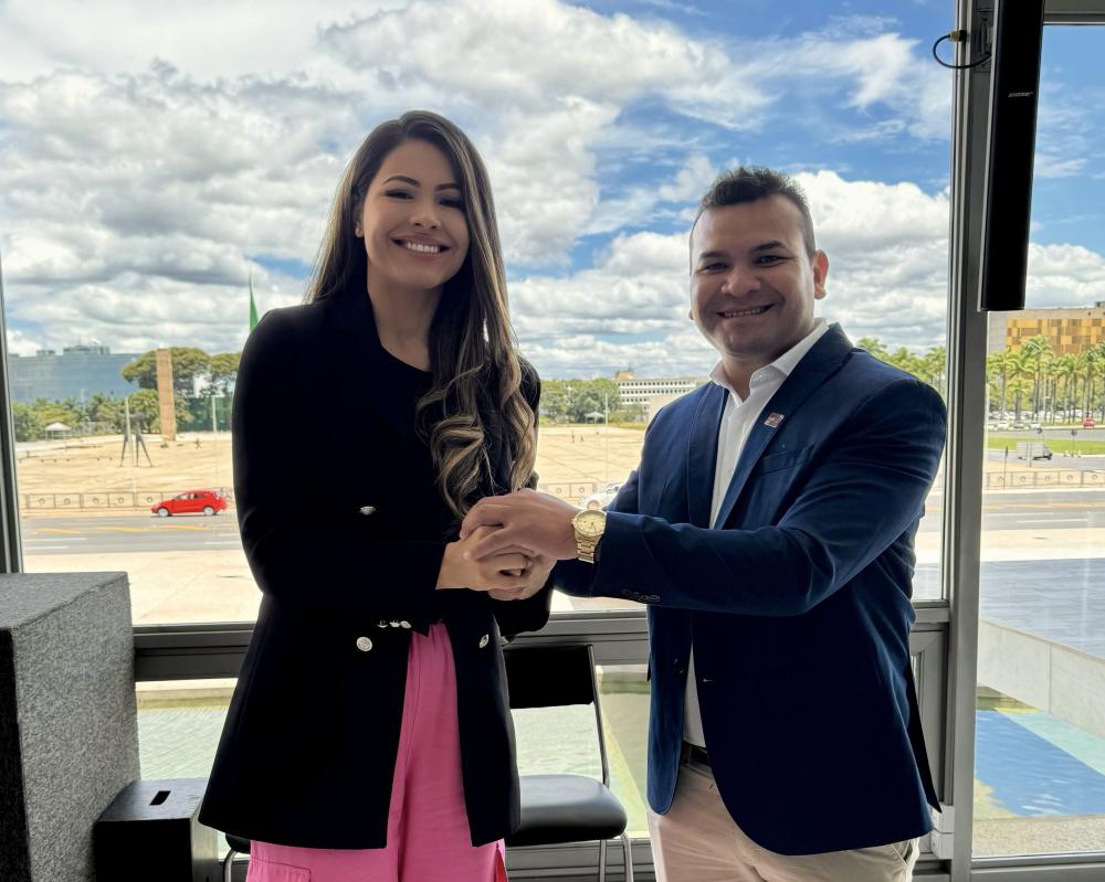 Diretório Municipal do PT declara apoio à pré-candidatura de Brena Dianná em Parintins