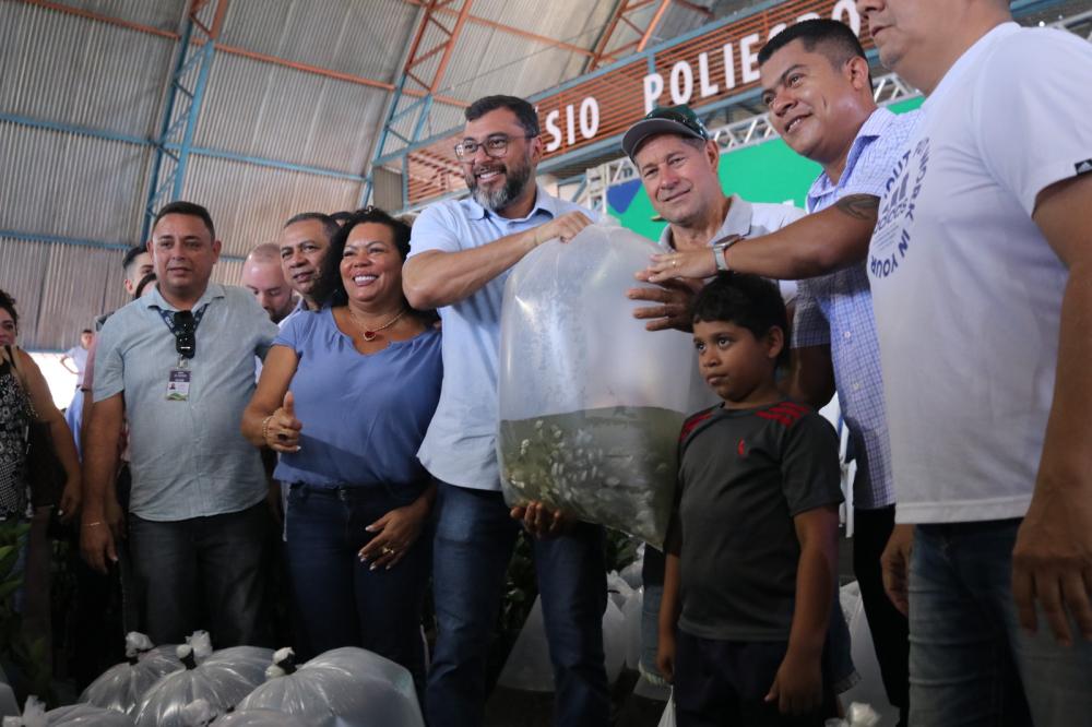 Comércio e agronegócio de Rio Preto da Eva recebem mais de R$ 1,3 milhão em investimentos do Governo do Estado