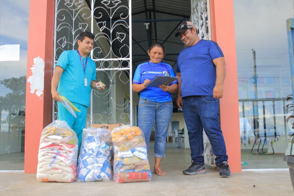 Semed inicia entrega de alimentação escolar na zona rural de Parintins