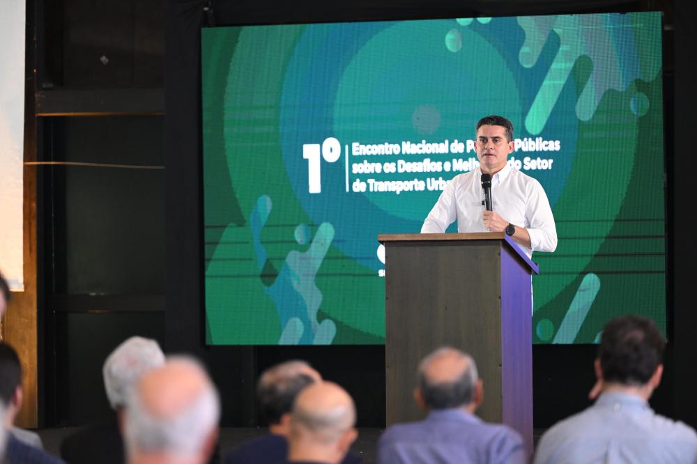 Prefeito David Almeida abre ‘1° Encontro Nacional de Políticas Públicas sobre os Desafios e Melhorias do Setor de Transporte Urbano
