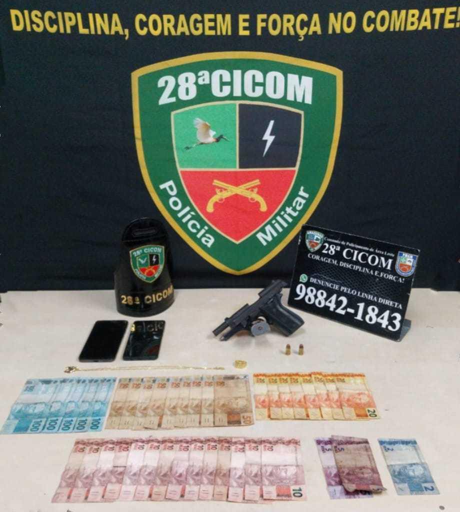 Após trocar tiros com PMs, homem é preso com arma de fogo e mais de R$ 1 mil em Manaus