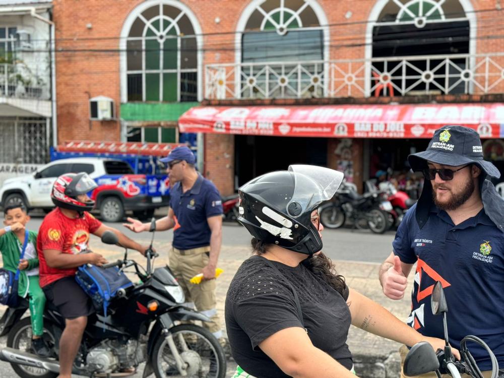 Em Parintins, Detran Amazonas promove ações de conscientização dentro da campanha Maio Amarelo