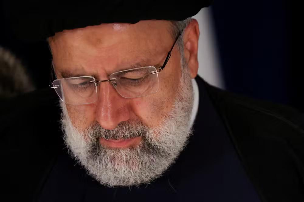 Irã confirma morte do presidente Ebrahim Raisi em queda de helicóptero