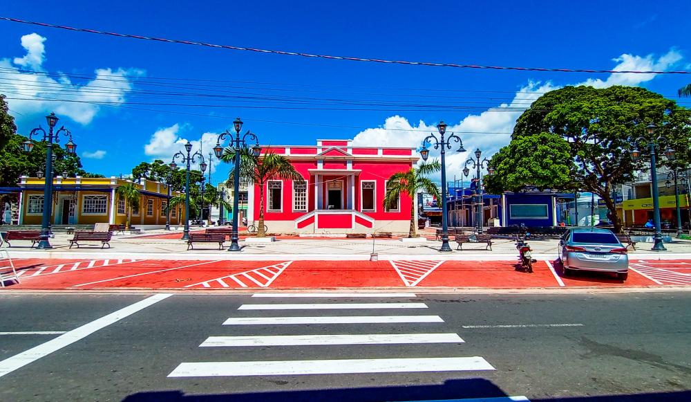 Prefeito Bi Garcia inaugura nova Praça Eduardo Ribeiro e Centro de Cultura e Memória de Parintins, nesta sexta-feira (24)