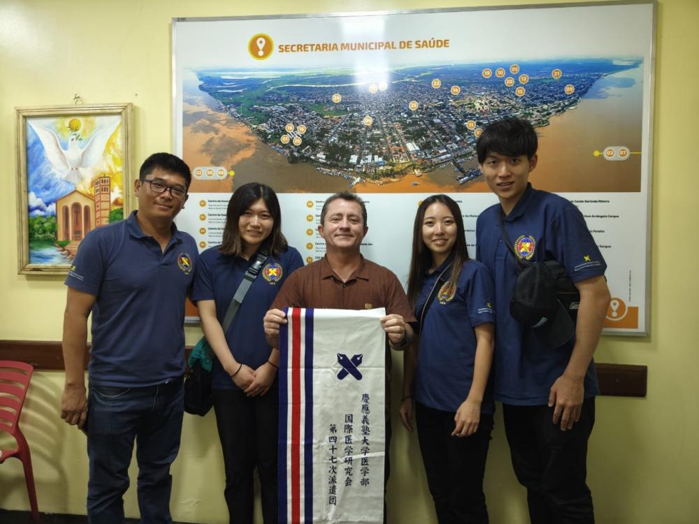 Em Parintins, estudantes japoneses de Medicina participam da equipe da UBS Fluvial esta semana