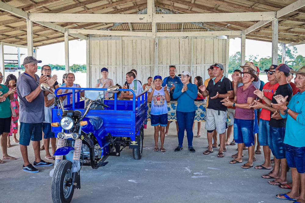 Prefeitura de Nhamundá realiza final de semana intenso de entregas na zona rural do município