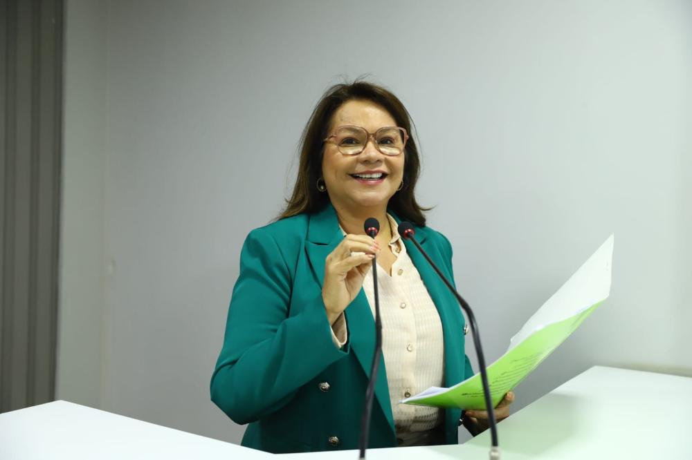 Projeto de Lei de Márcia Baranda institui o Agosto Lilás em Parintins