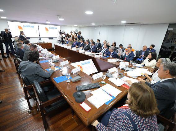 Wilson Lima destaca em Brasília a importância da cooperação federal para combater queimadas