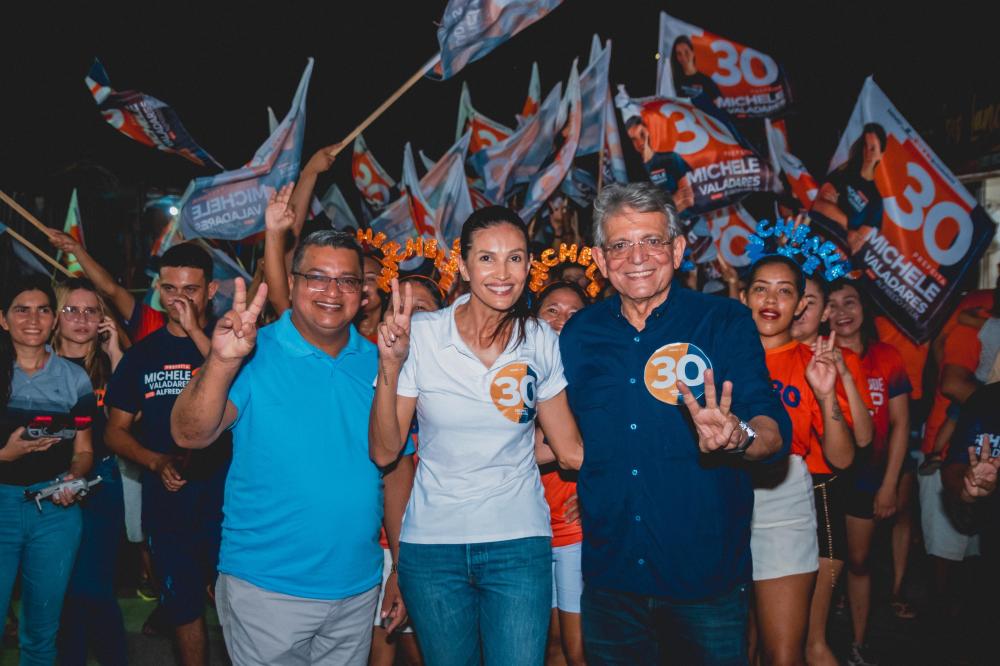 Pauderney Avelino reforça apoio à candidatura de Michele Valadares em Parintins