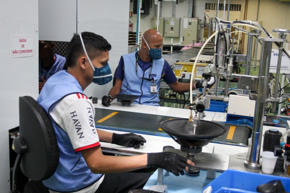 PIB do Amazonas cresce 3,04% no 3º trimestre de 2024, aponta Sedecti