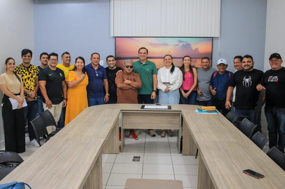 Prefeito Mateus Assayag realiza repasse de 50% dos recursos para os blocos do Carnailha 2025