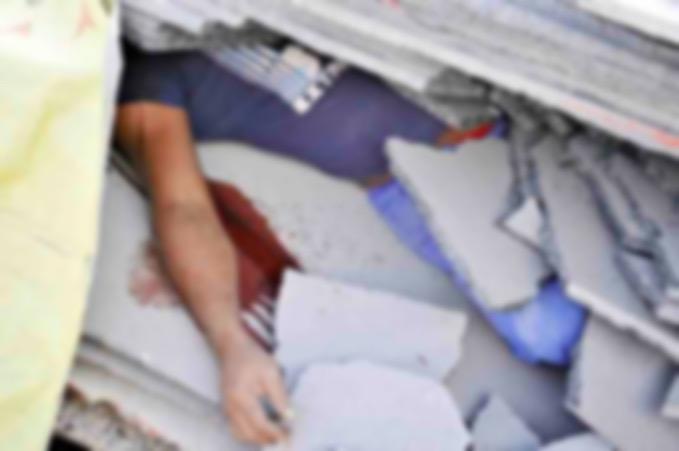 Homem morre ao ser esmagado por pedras de mármore em Manaus