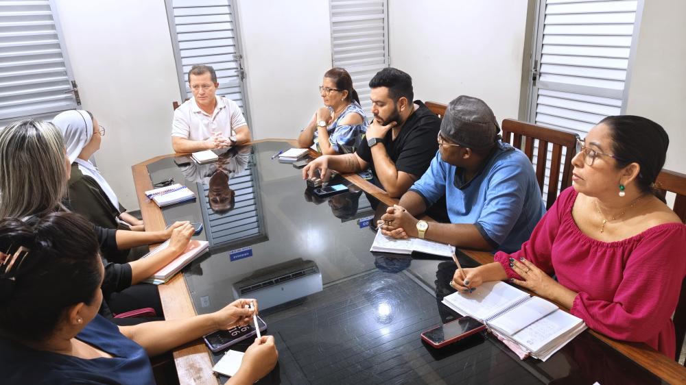 Hospitais de Parintins ampliam cooperação para melhorar atendimento à população