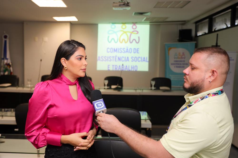 Deputada Mayra Dias ampliará ações da Comissão de Assistência Social no Amazonas