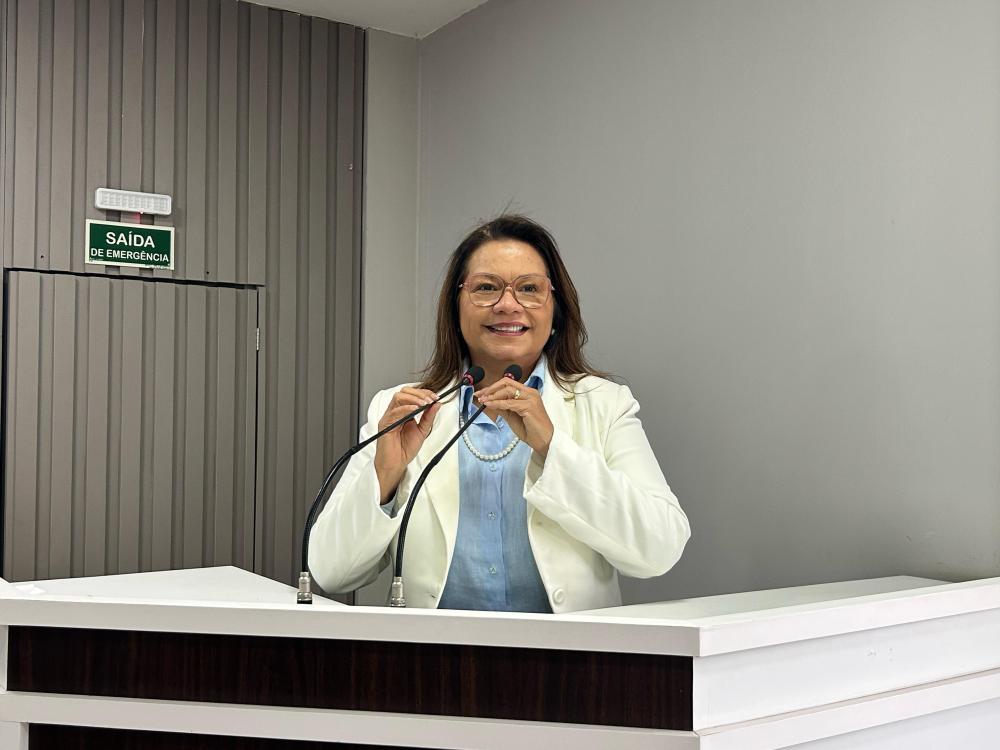 Vereadora Márcia Baranda destaca importância da qualificação na Semana da Integração 2025