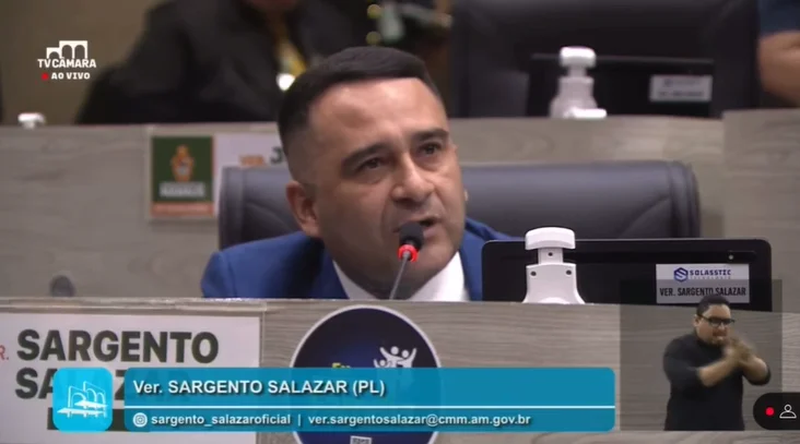 ASSISTA: Vereador de Manaus se exalta, solta palavrão em sessão e é repreendido pelo presidente