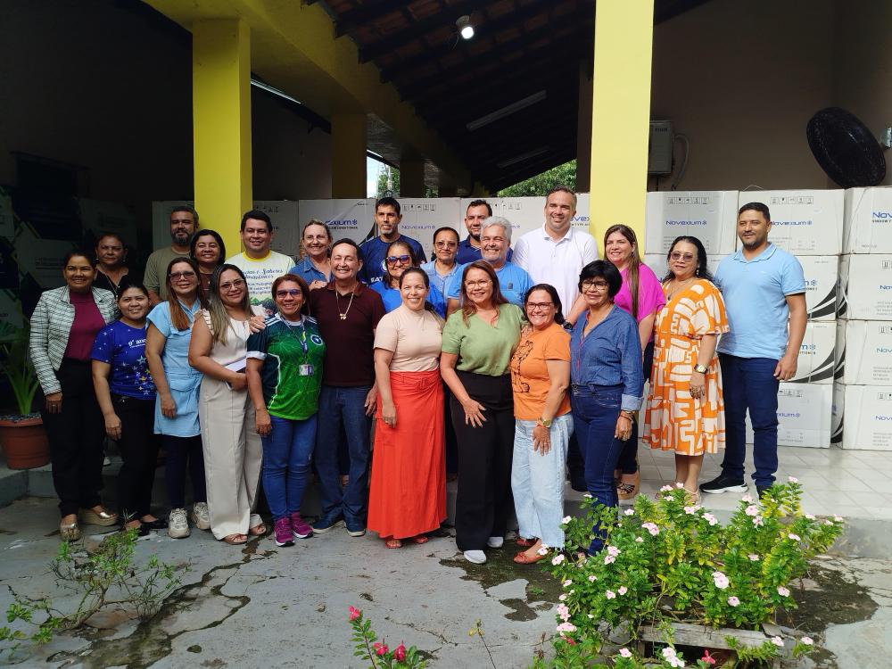 Após pedido de Márcia Baranda, Governo do AM envia novos equipamentos para escolas de Parintins