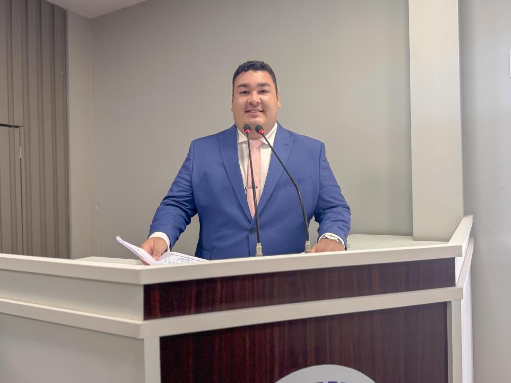 Alex Garcia propõe sinalização e segurança na orla e áreas de banho de Parintins por afogamentos