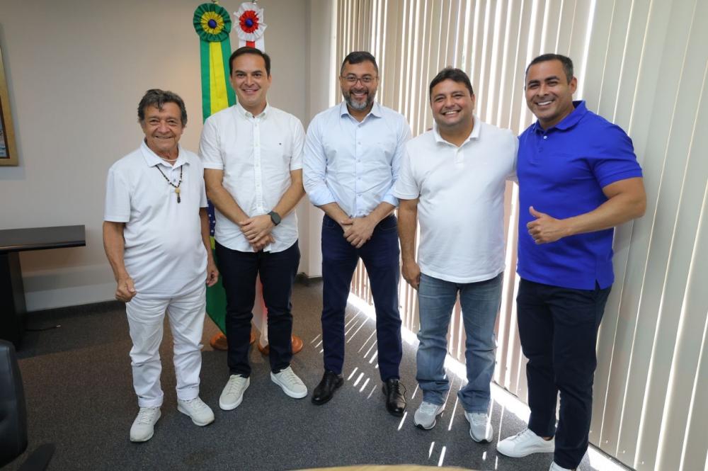 Wilson Lima se reúne com presidentes dos bois Caprichoso e Garantido sobre Festival de Parintins