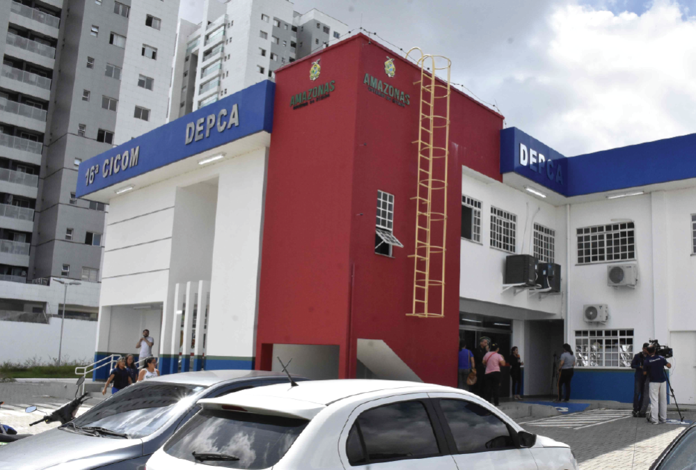 Homem é preso por abusar e agredir enteados, incluindo estupro e ameaças de morte, no AM