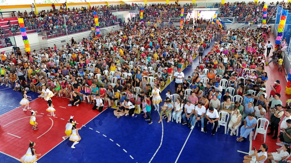 Prefeito Mateus Assayag celebra a Páscoa com a distribuição de mais de 6 mil ovos de chocolate